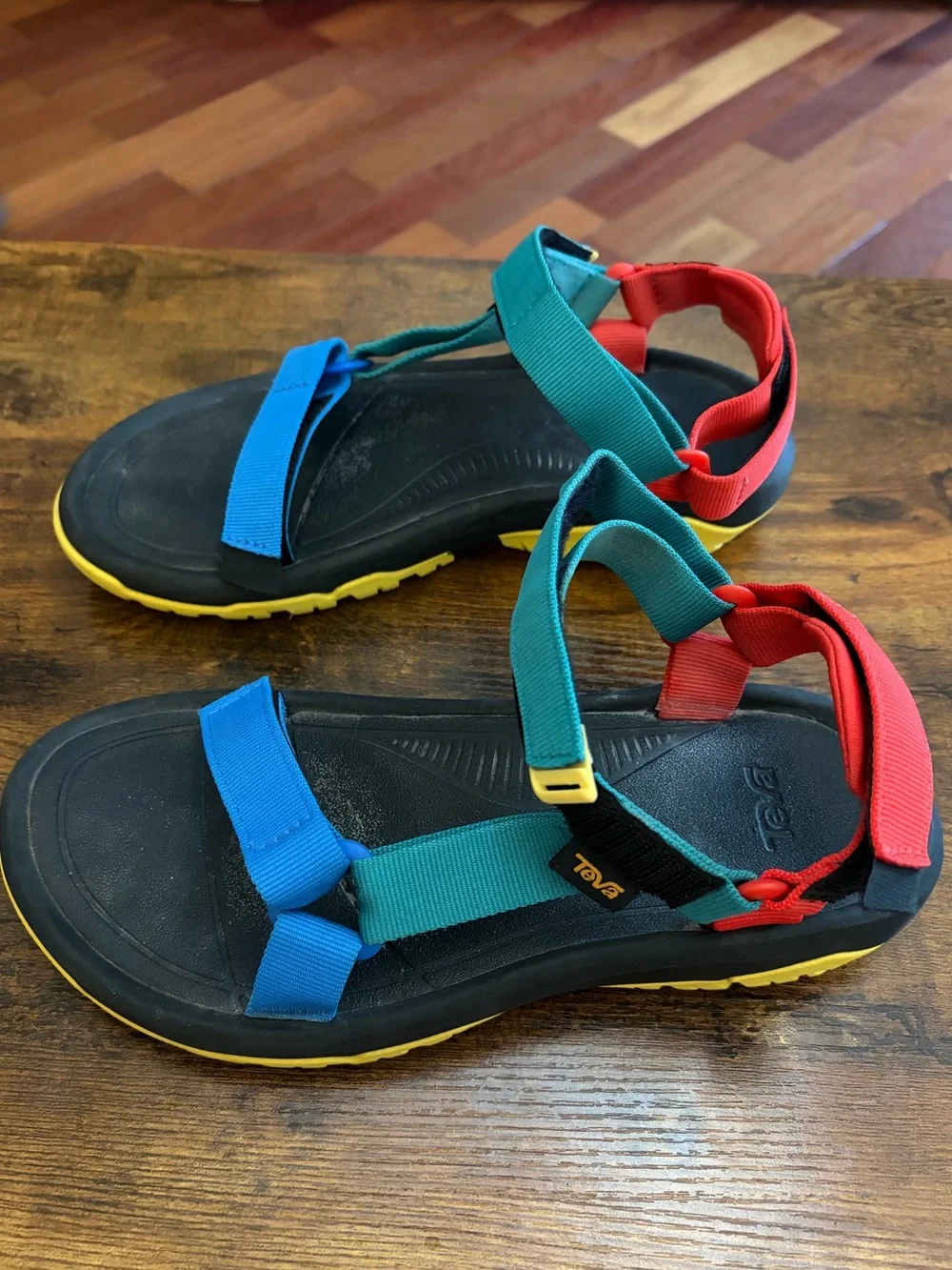Teva Hurricane XLT2 Women's Sandals, 90S Multi, size 8
